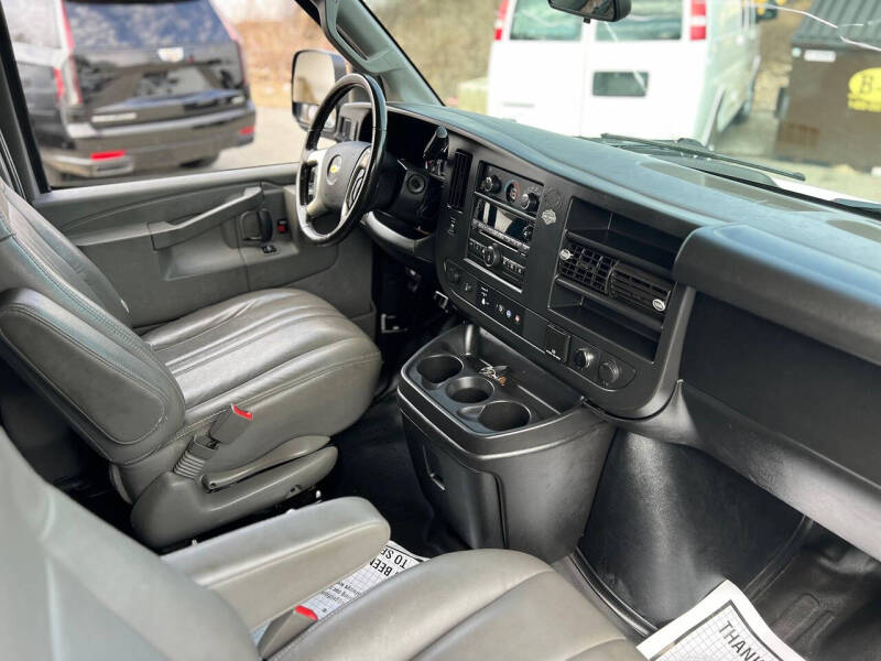 2017 Chevrolet Express 3500