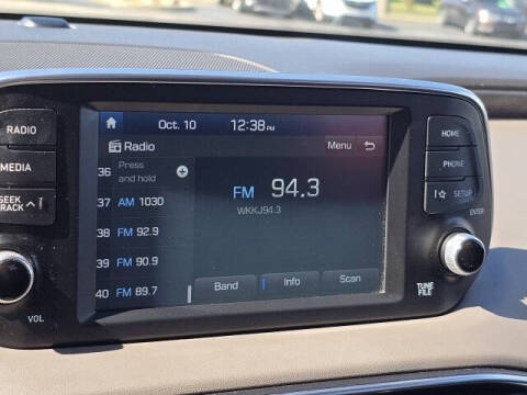 2020 Hyundai Santa Fe SE