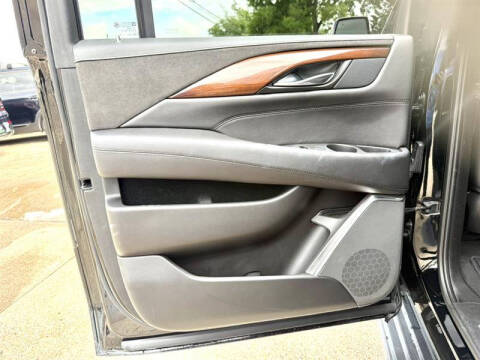 2019 Cadillac Escalade ESV Luxury