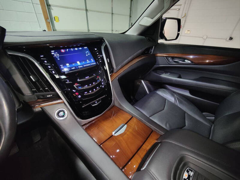 2020 Cadillac Escalade Premium Luxury