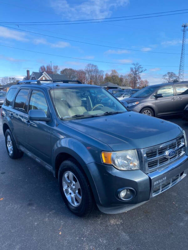 2011 Ford Escape Limited photo 2