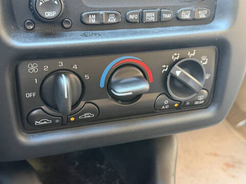 2001 Chevrolet Monte Carlo LS