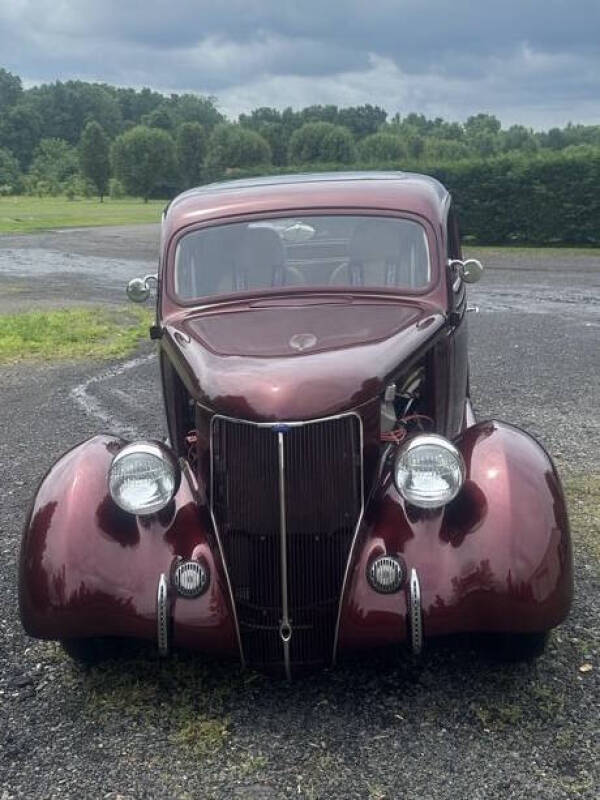 1936 Ford Custom Deluxe