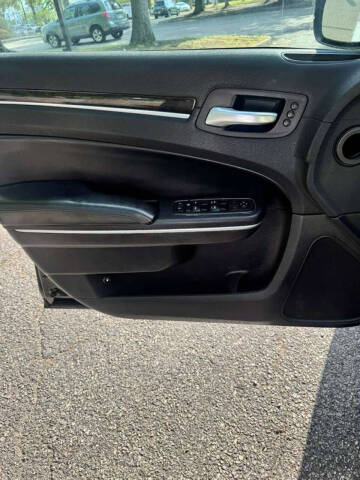 2014 Chrysler 300