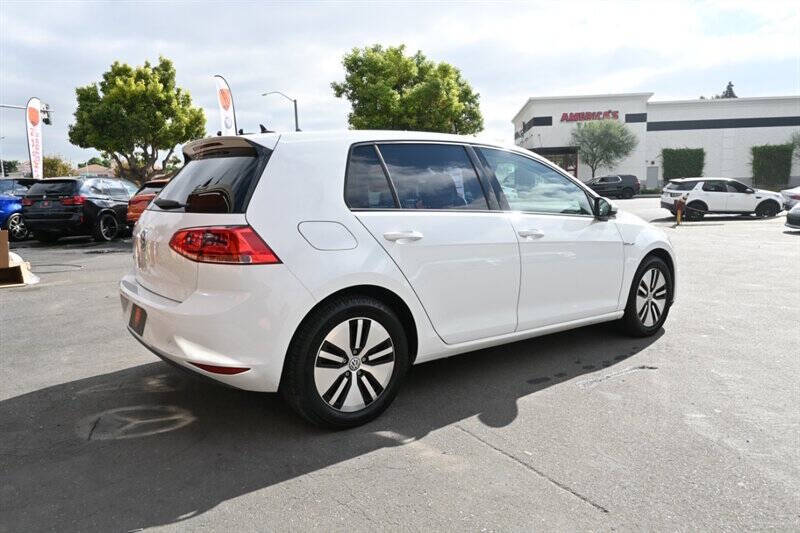 2016 Volkswagen e-Golf SE