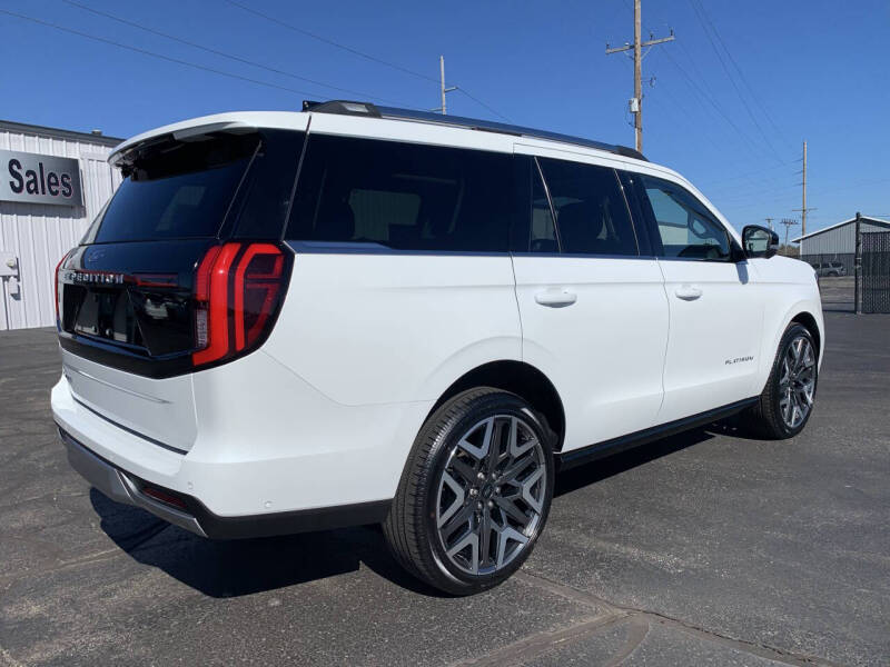 2025 Ford Expedition Platinum