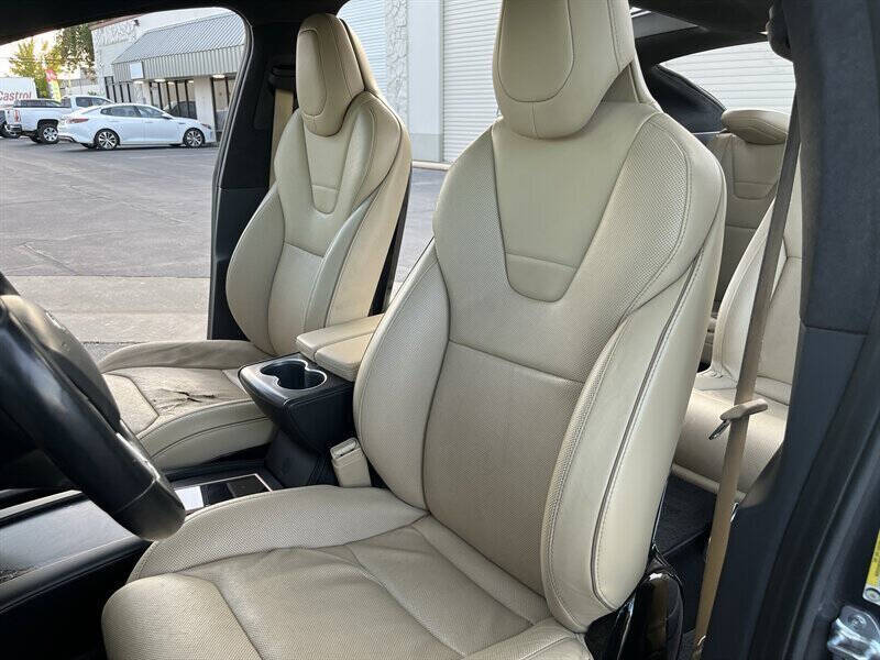 2016 Tesla Model X P90D