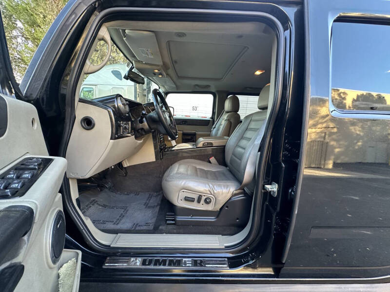 2004 HUMMER H2