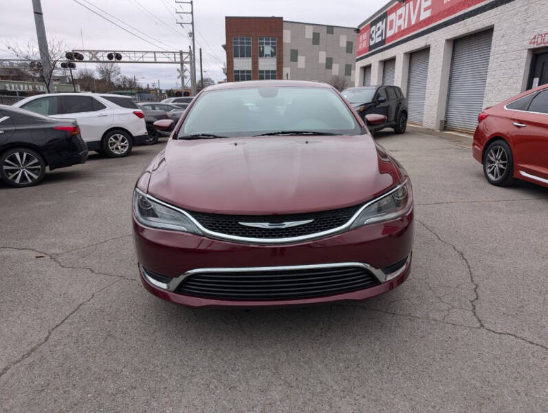 2016 Chrysler 200 Limited