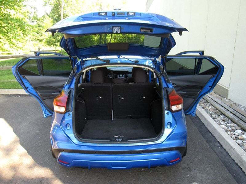 2021 Nissan Kicks SV