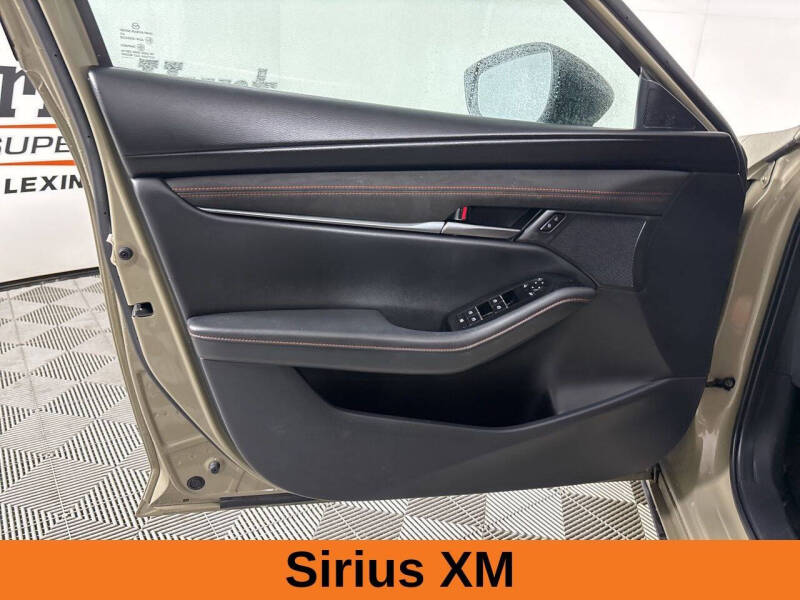 2024 Mazda Mazda3 Hatchback 2.5 Carbon Turbo