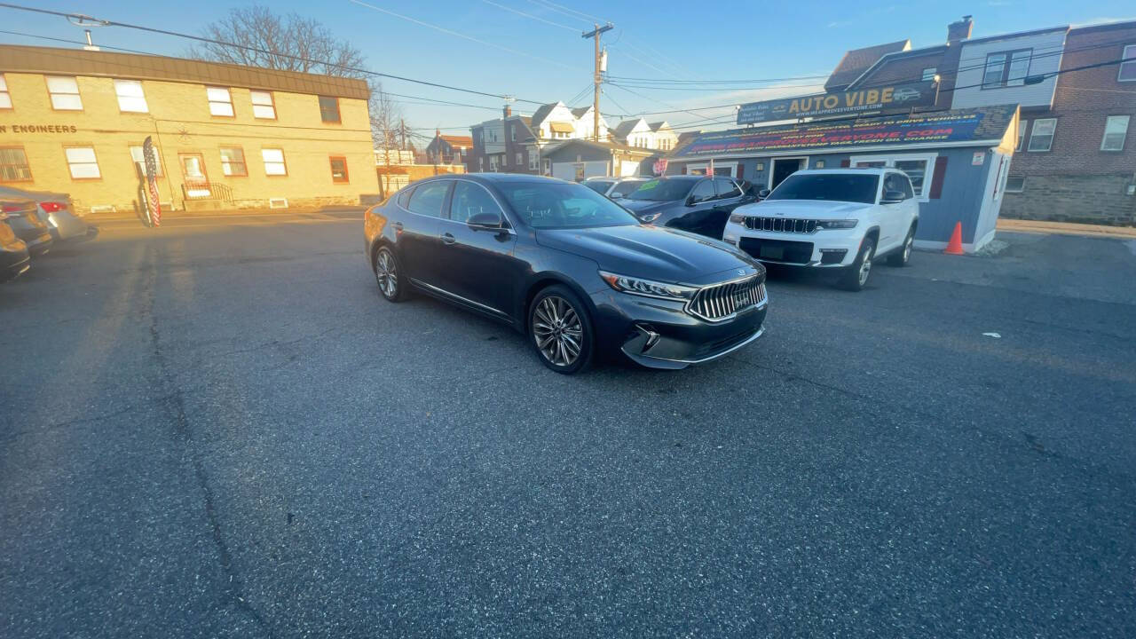 2020 Kia Cadenza Technology's photo
