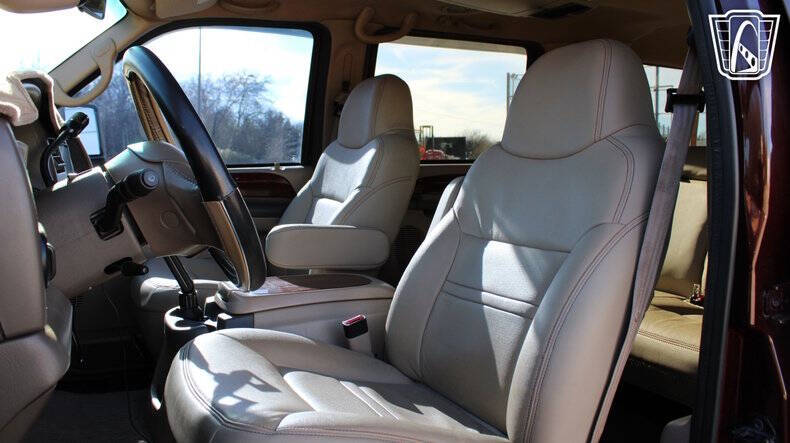 2000 Ford Excursion Limited