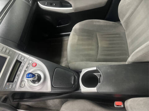 2014 Toyota Prius Two