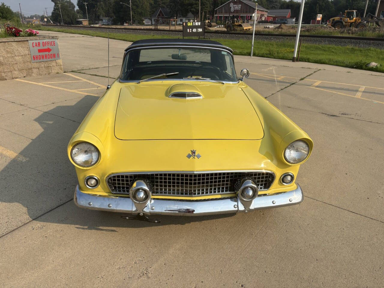 1955 Ford Thunderbird 9