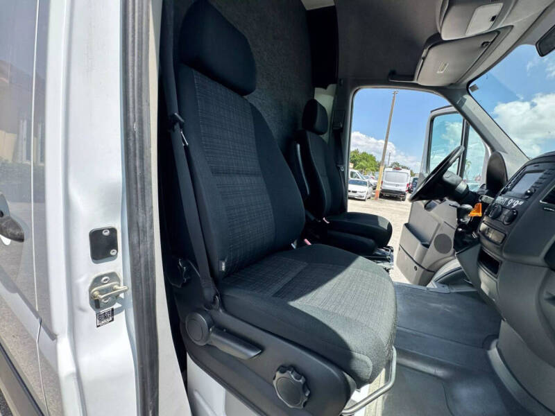 2017 Freightliner Sprinter 2500