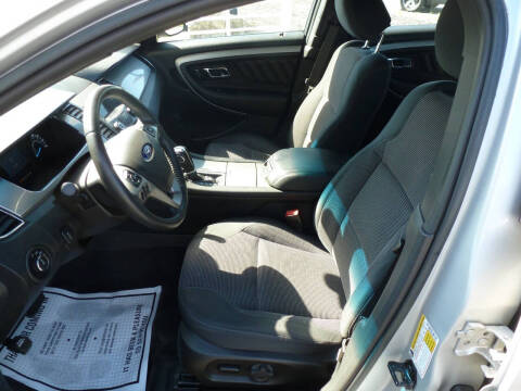 2017 Ford Taurus SEL