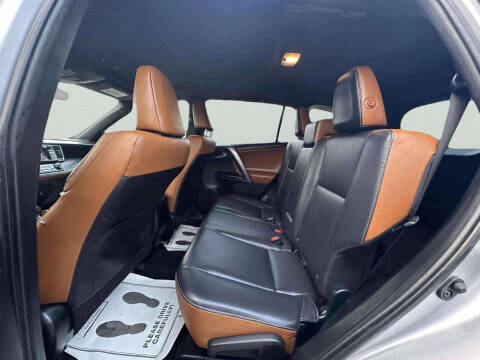 2018 Toyota RAV4 SE
