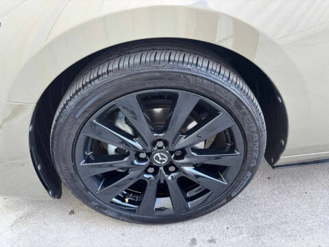 2025 Mazda Mazda3 Sedan 2.5 Carbon Turbo