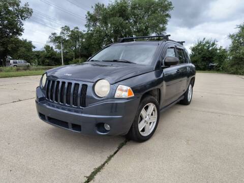 2007 Jeep Compass for sale at Mr. Auto in Hamilton OH