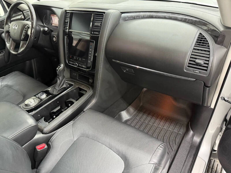 2020 Infiniti QX80 Luxe