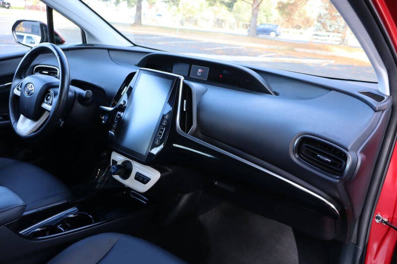 2017 Toyota Prius Prime Plus