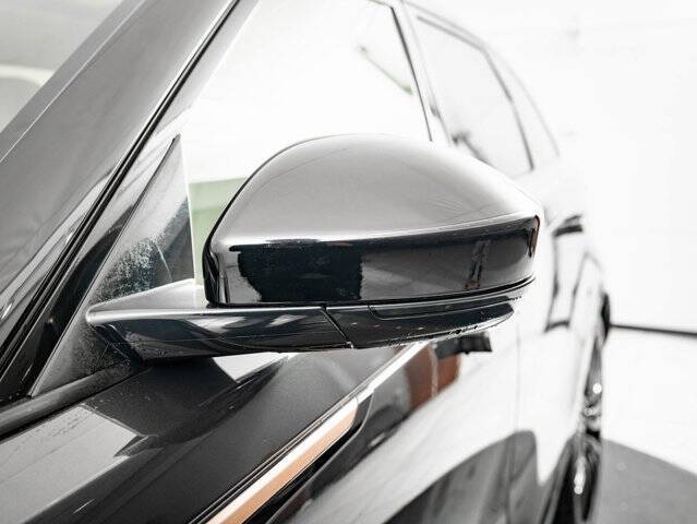 2022 Land Rover Range Rover Velar P250 R-Dynamic S