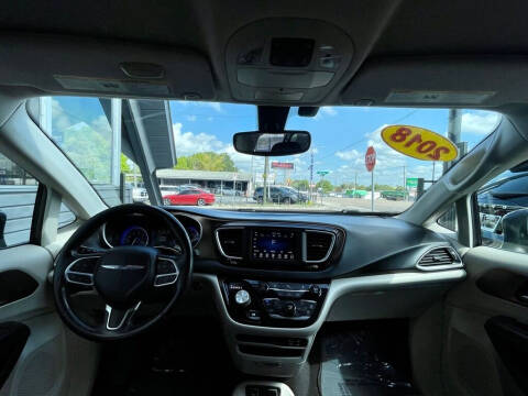 2018 Chrysler Pacifica Touring L