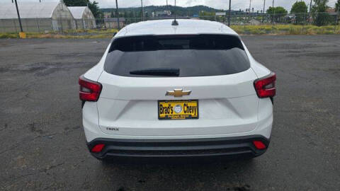 2024 Chevrolet Trax LS