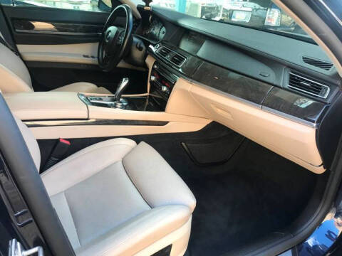 2012 BMW 7 Series 740Li