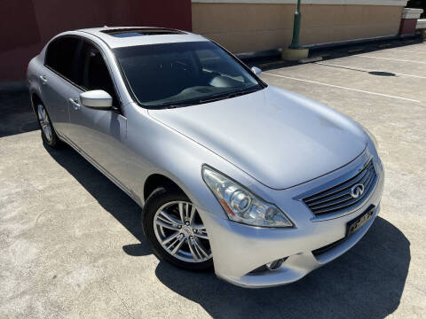 2015 Infiniti Q40