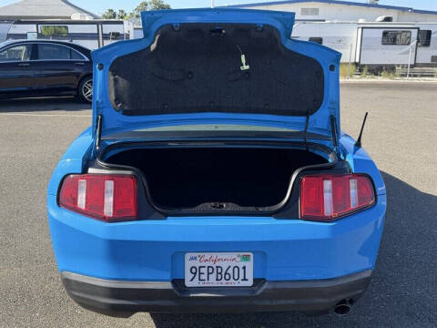 2010 Ford Mustang V6