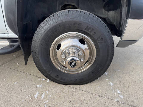 2002 Chevrolet Silverado 3500 LS