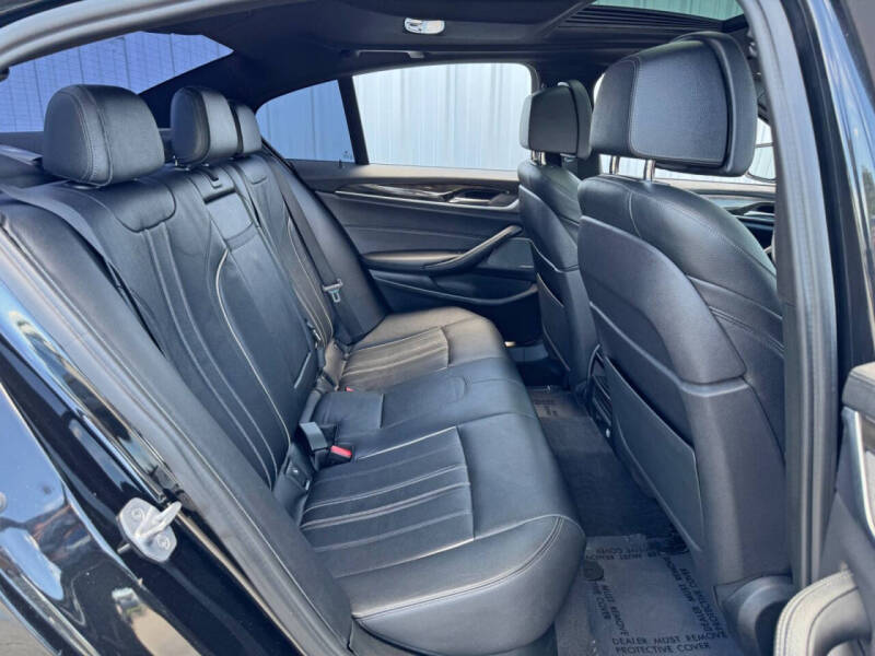 2017 BMW 5 Series 540i