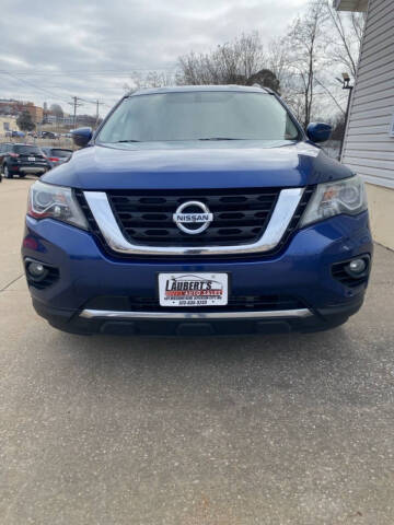 2020 Nissan Pathfinder SV