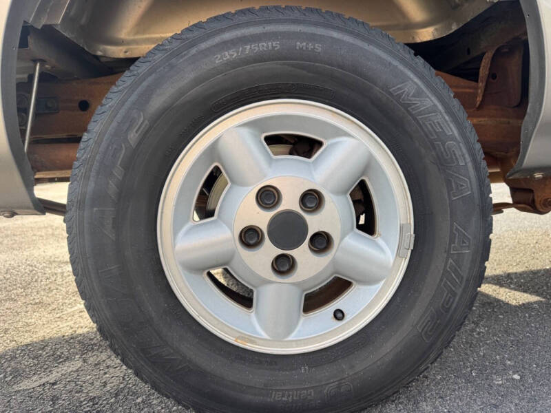 2003 Chevrolet S-10 LS