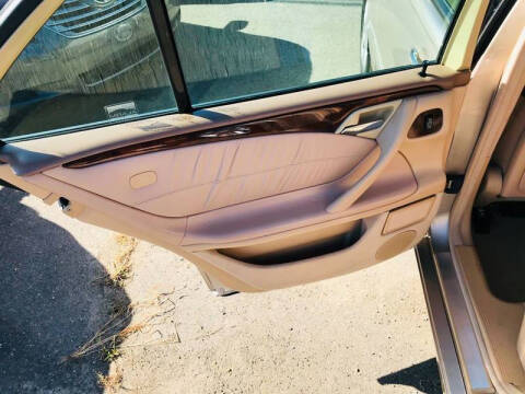 2000 Mercedes-Benz E-Class E 320