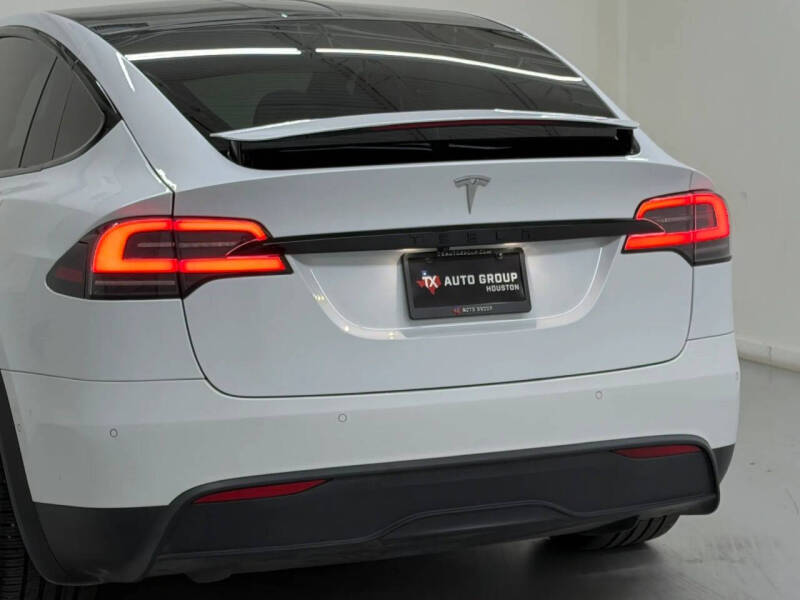 2022 Tesla Model X Plaid