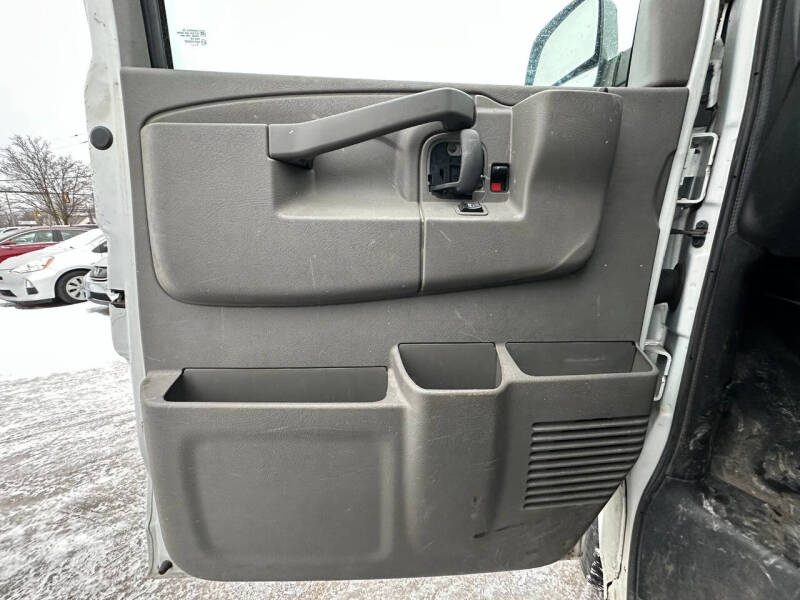 2016 Chevrolet Express 2500