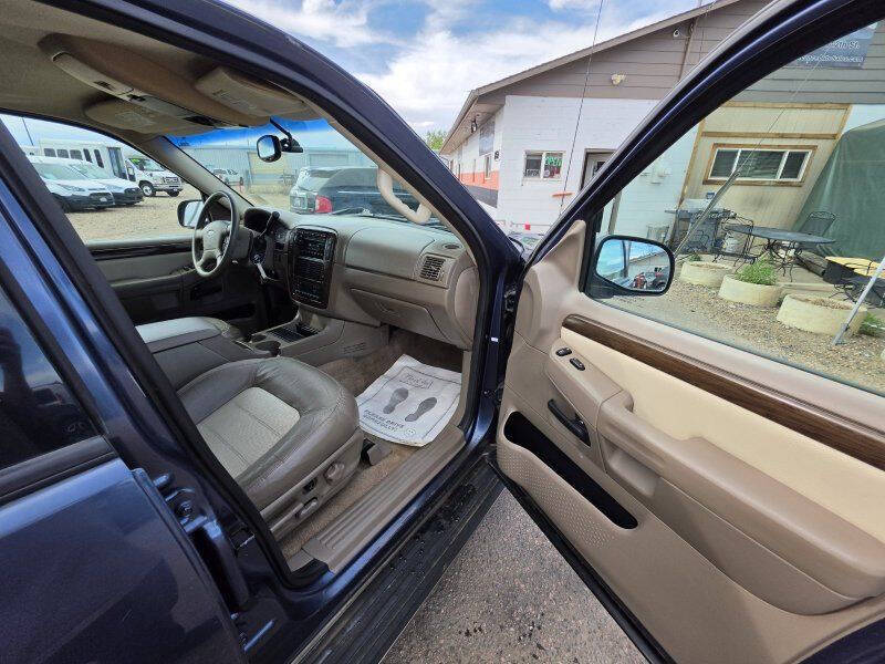 2004 Ford Explorer Eddie Bauer