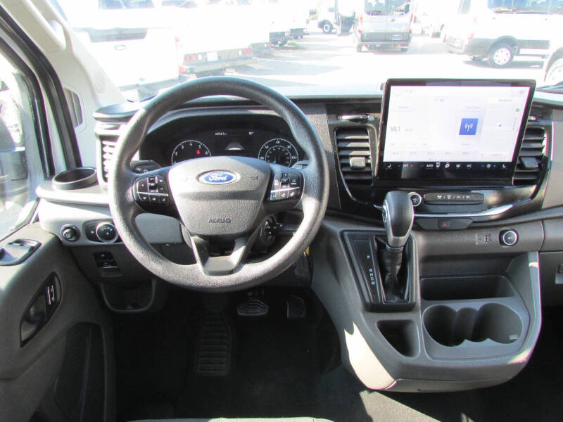 2023 Ford Transit 350 XLT