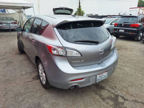 2013 Mazda MAZDA3 i Grand Touring