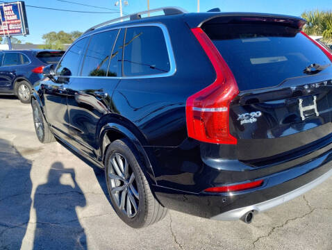 2019 Volvo XC90 T5 Momentum
