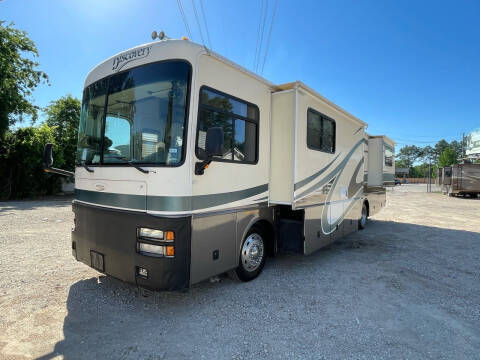 2002 Fleetwood Discovery 38, 330 HP, 1 OWNER