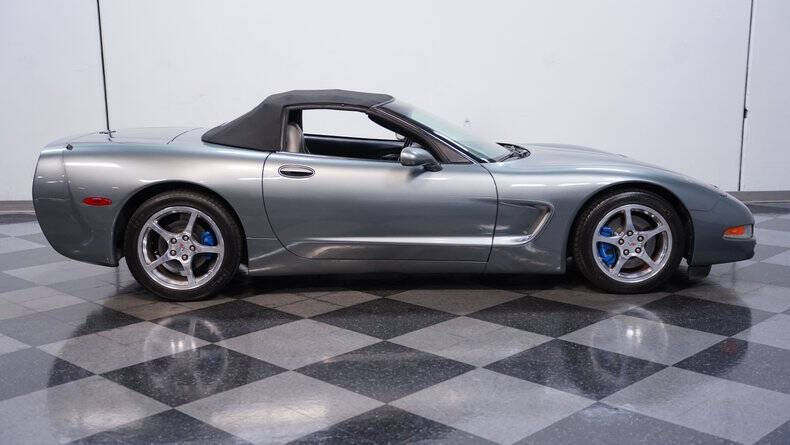 2004 Chevrolet Corvette