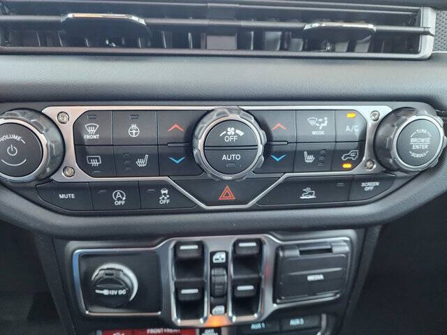 2026 Jeep Gladiator Shadow Ops
