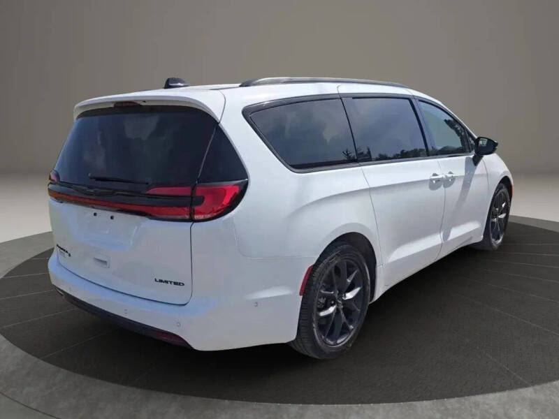 2024 Chrysler Pacifica Limited