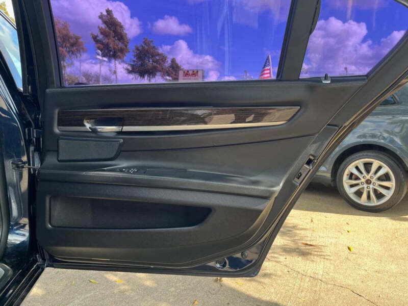 2010 BMW 7 Series 750Li