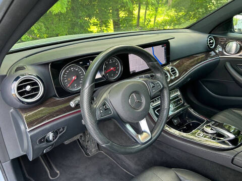 2017 Mercedes-Benz E-Class E 300 4MATIC