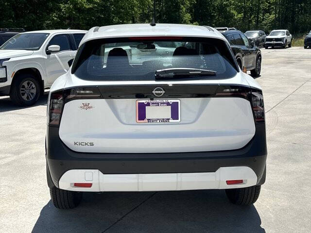 2026 Nissan Kicks S